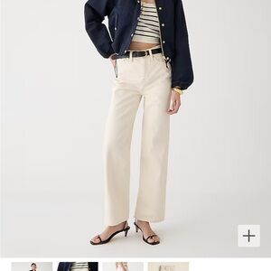 Jcrew Petite slim wide-leg jean in ecru size 25 - never worn!
